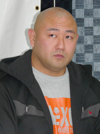 143836912_02.jpg